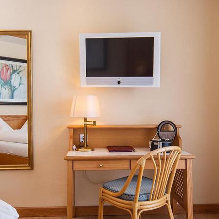 Thermenhotel Quellenhof 바트푸징 외부 사진