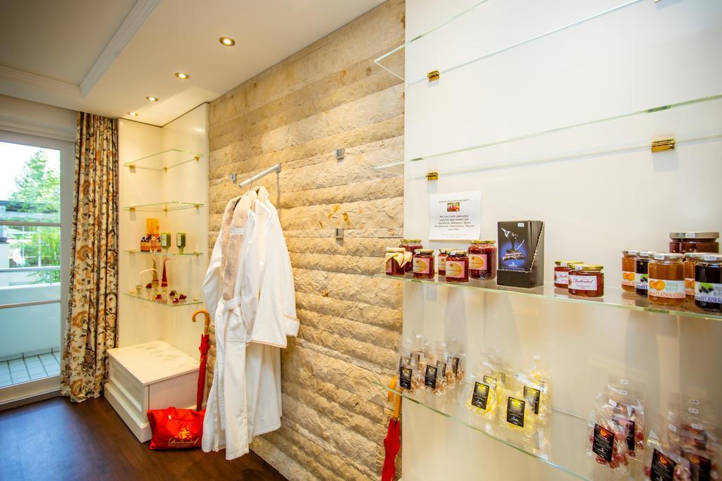 Thermenhotel Quellenhof 바트푸징 외부 사진