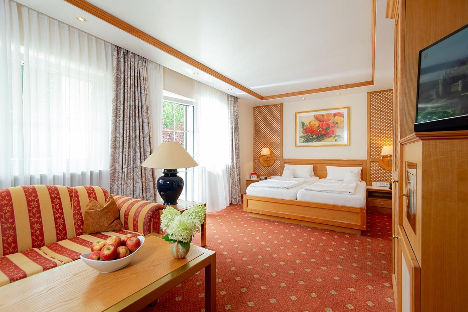 Thermenhotel Quellenhof 바트푸징 외부 사진