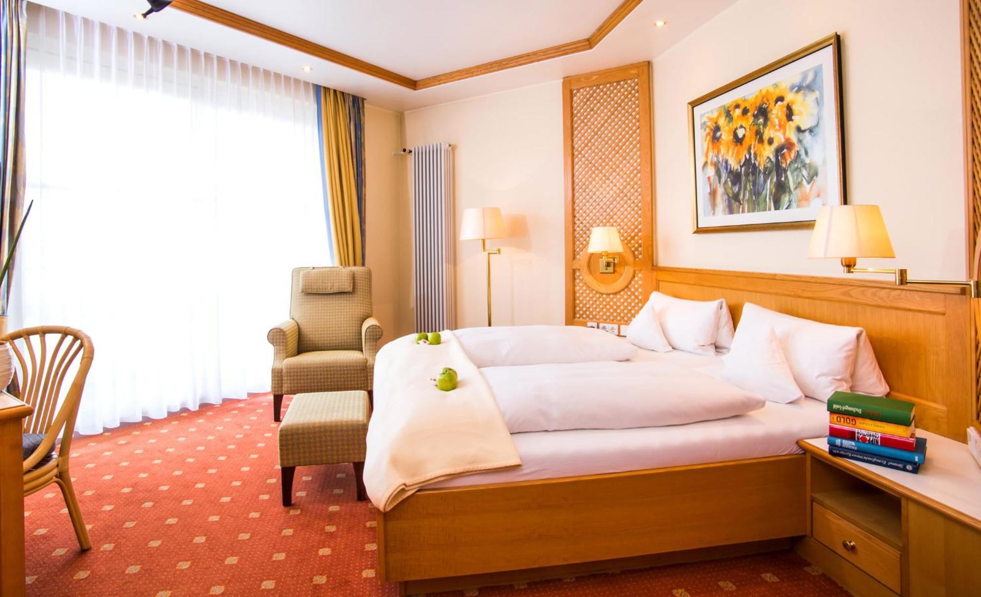 Thermenhotel Quellenhof 바트푸징 외부 사진