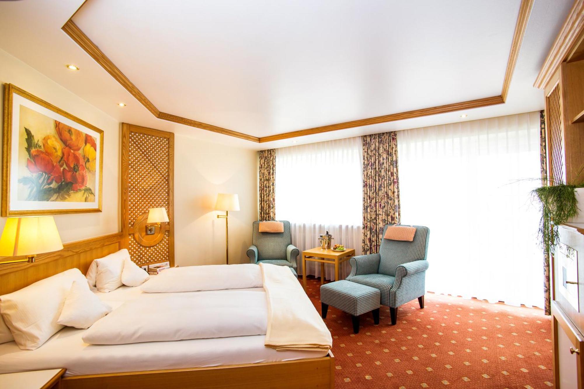 Thermenhotel Quellenhof 바트푸징 외부 사진