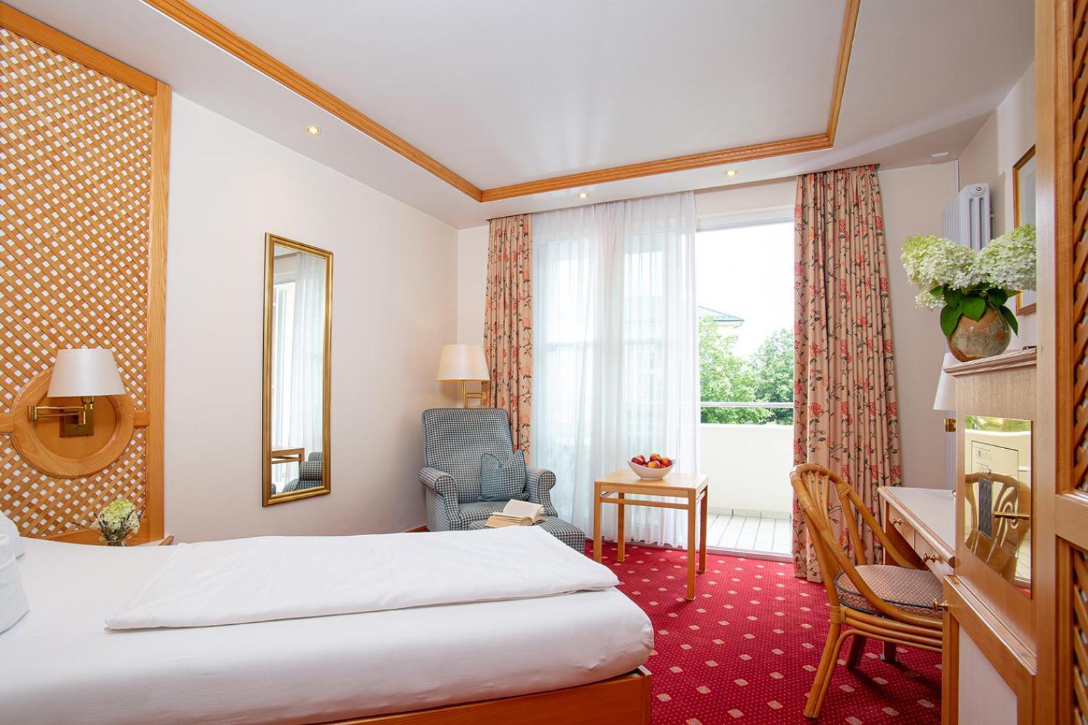 Thermenhotel Quellenhof 바트푸징 외부 사진
